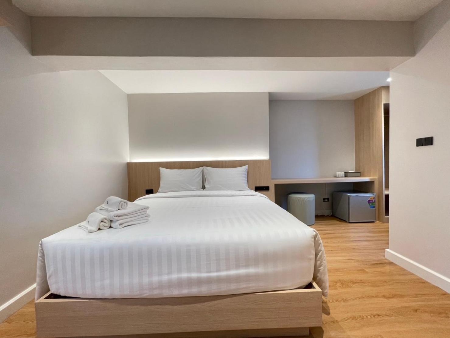 V1 Boutique Hotel Kanchanaburi Ngoại thất bức ảnh