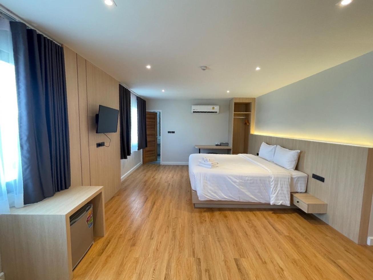 V1 Boutique Hotel Kanchanaburi Ngoại thất bức ảnh